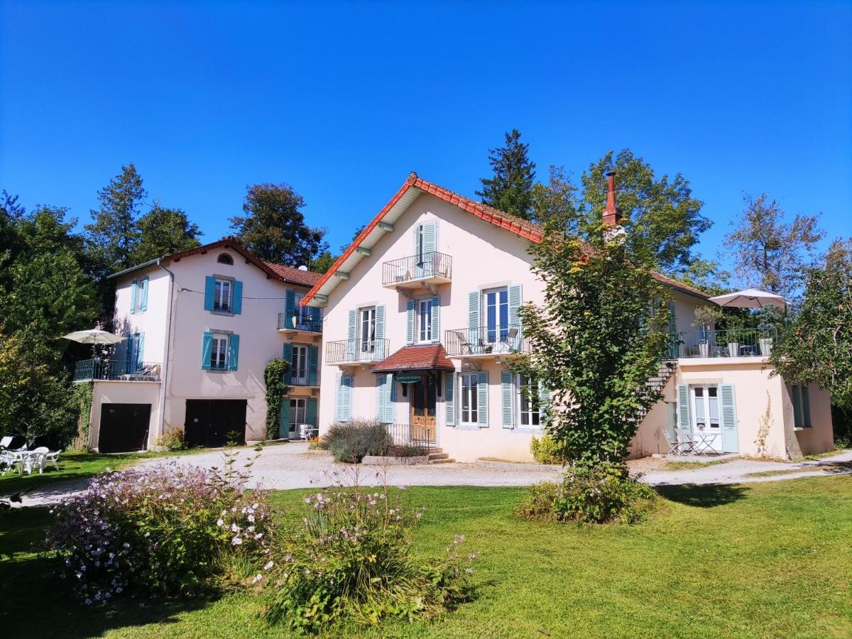 Villas-Du-Lac Appartements De Vacances Et Espace Spa Prive Клерво-ле-Лак Екстериор снимка