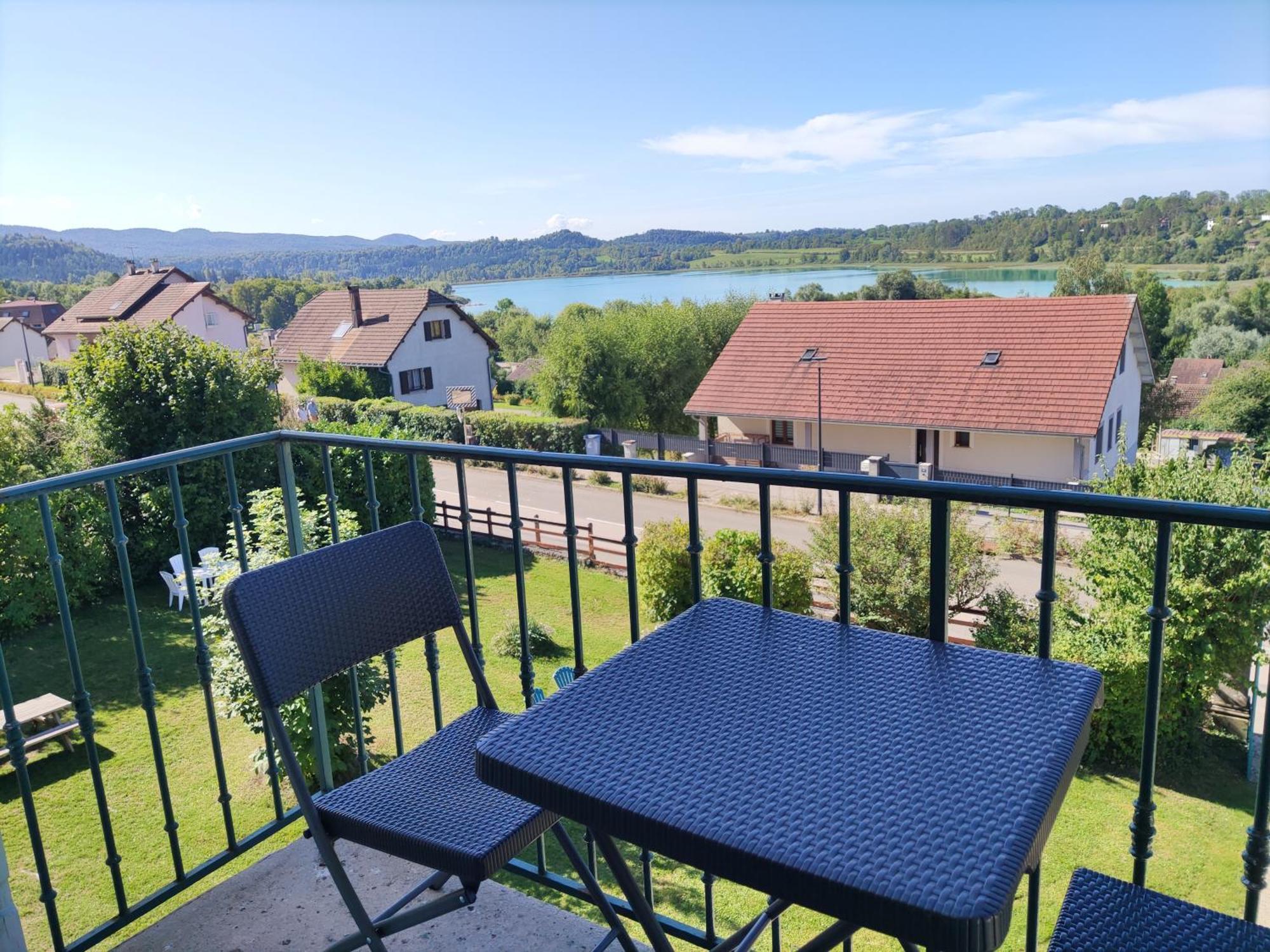Villas-Du-Lac Appartements De Vacances Et Espace Spa Prive Клерво-ле-Лак Екстериор снимка