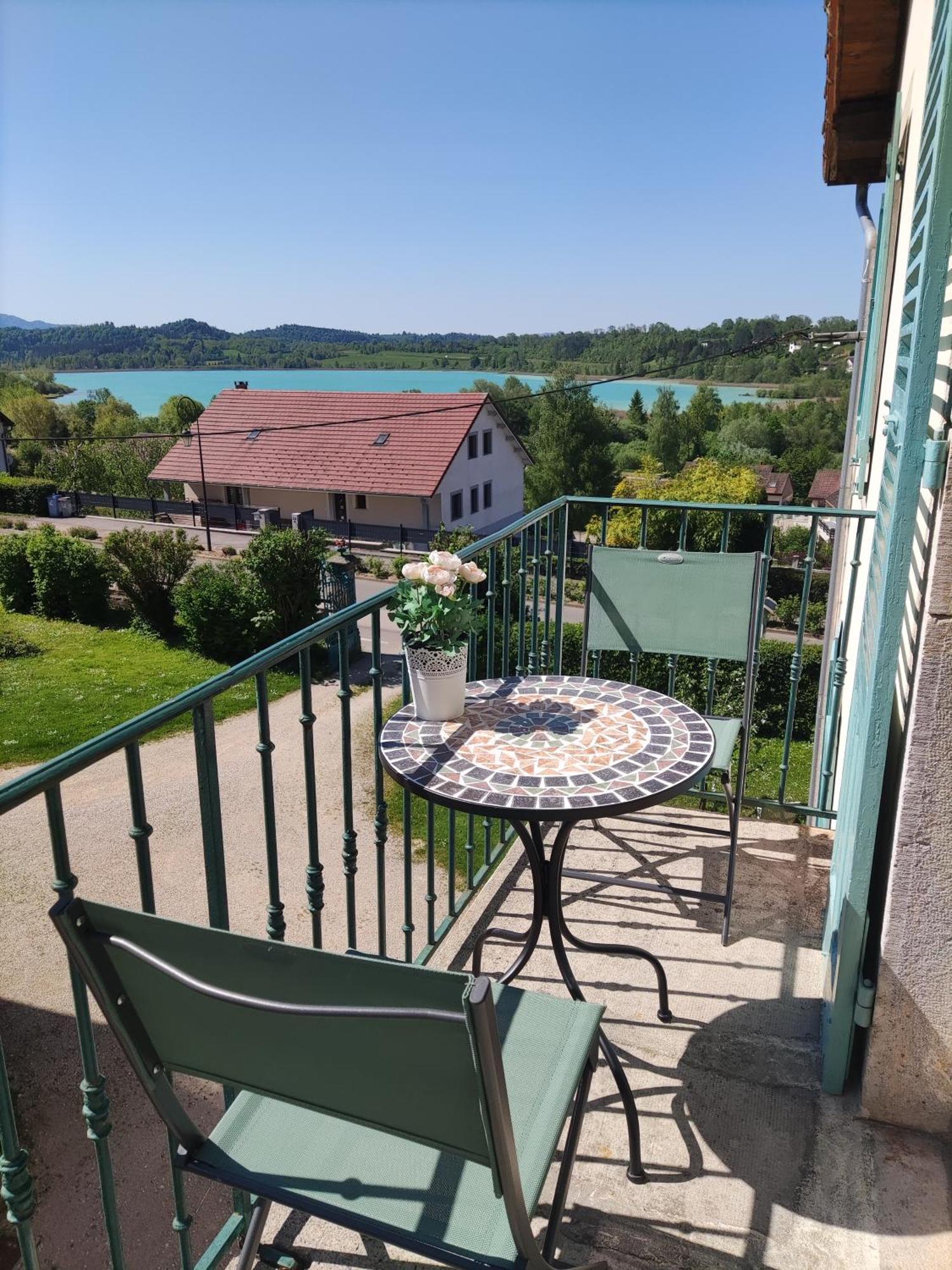 Villas-Du-Lac Appartements De Vacances Et Espace Spa Prive Клерво-ле-Лак Стая снимка
