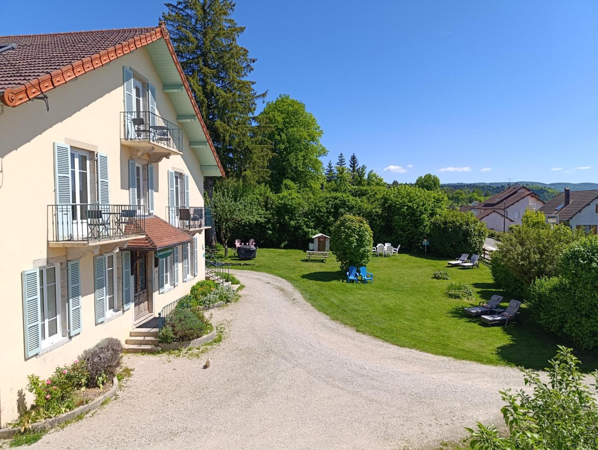 Villas-Du-Lac Appartements De Vacances Et Espace Spa Prive Клерво-ле-Лак Екстериор снимка